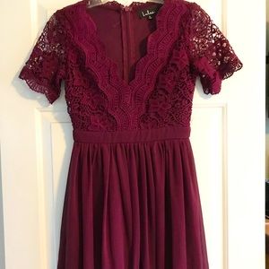 Lulus burgundy dress